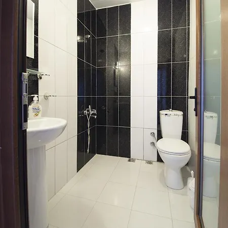 Mengen Konaklari アパートホテル ダッチャ